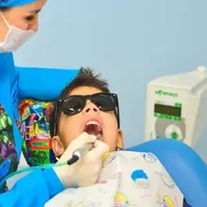 When Your Kid Should Visit Orthodontist & Dentist | Monrovia